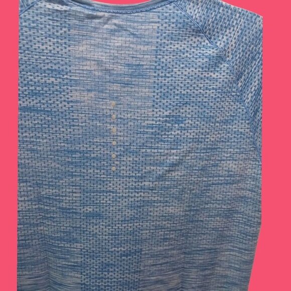 Nike Womens Blue Dri-Fit Short Sleeve Athletic Shirt Blue Color Size Medium - Picture 9 of 9